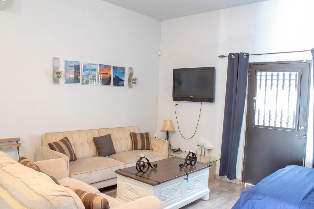 Loft amplio en Parque Industrial, Hermosillo, administrado por Trigueras Rentals